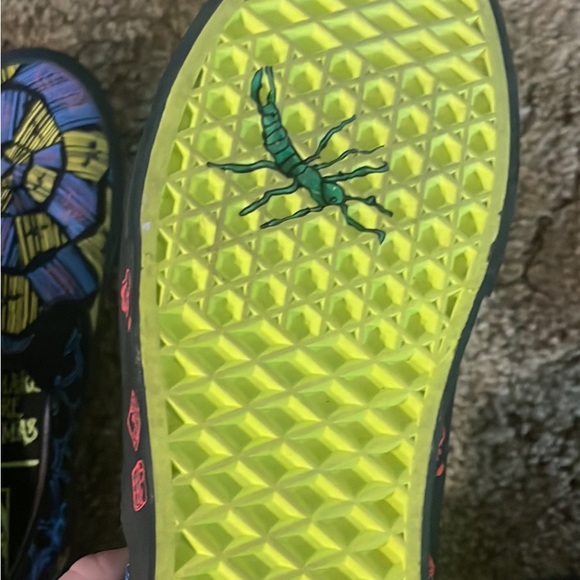 They are vans X The Nightmare before Christmas Oogie boogie - Picture 4 of 4